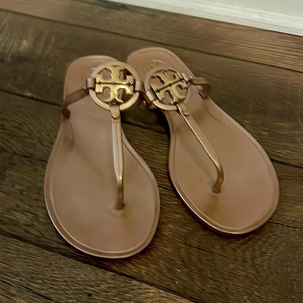 Tory Burch jelly things size 9 Rose Gold, mint condition